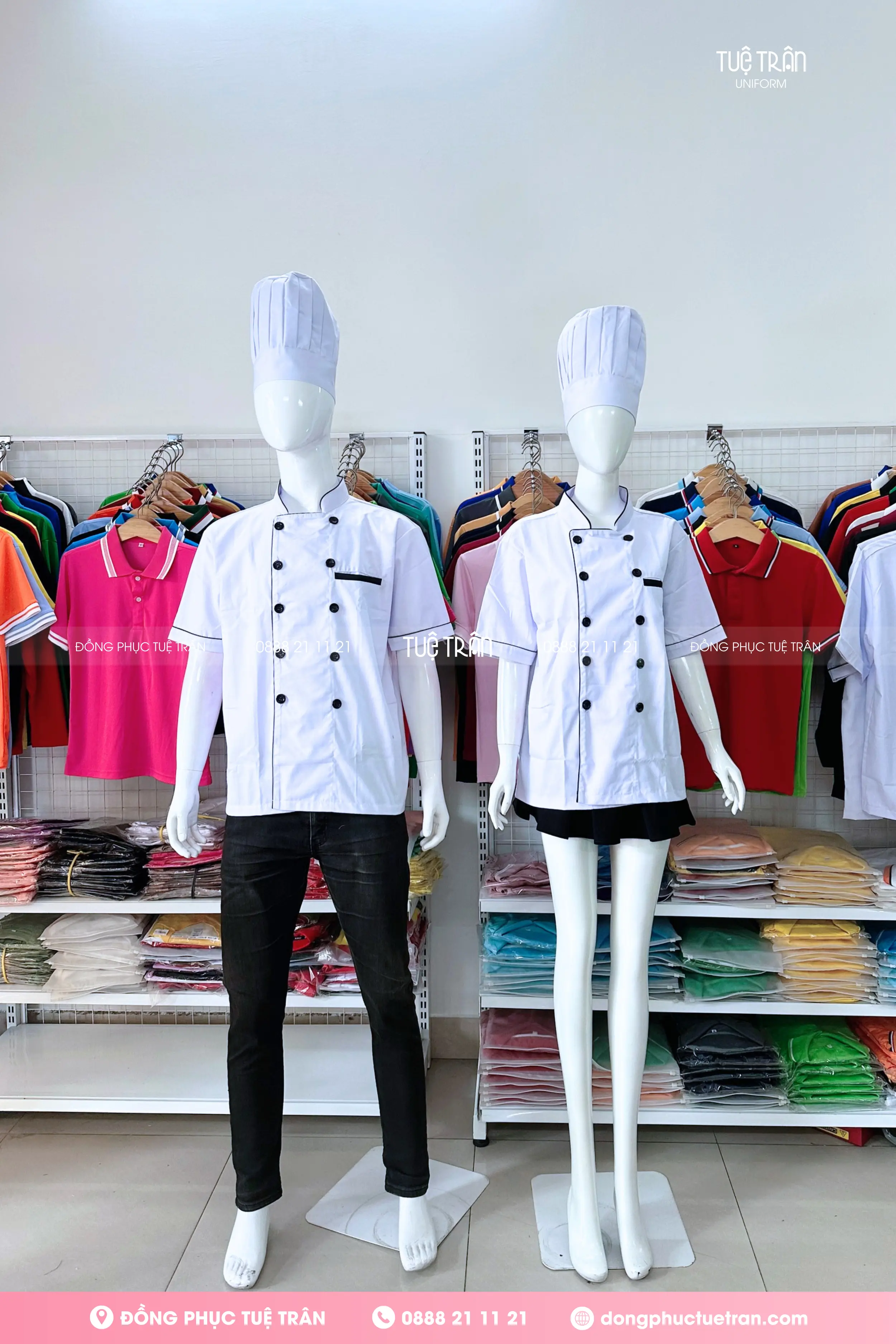 Áo bếp tay ngắn trắng viền đen